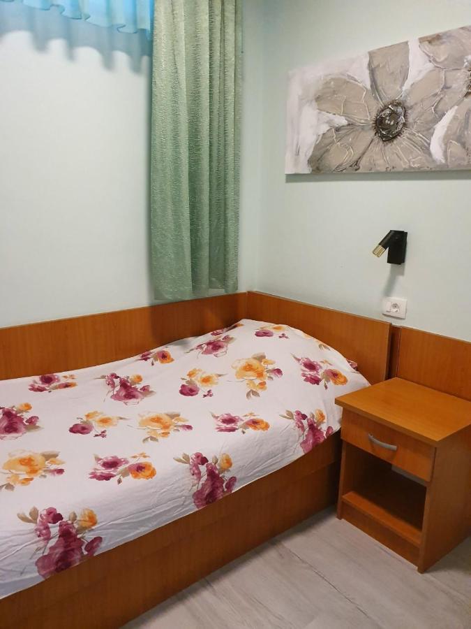 Apartments Kocak Blace Esterno foto