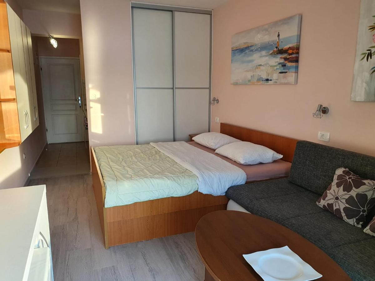 Apartments Kocak Blace Esterno foto