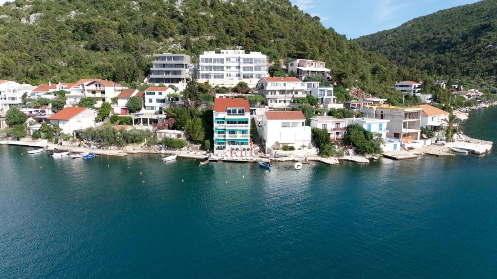 Apartments Kocak Blace Esterno foto