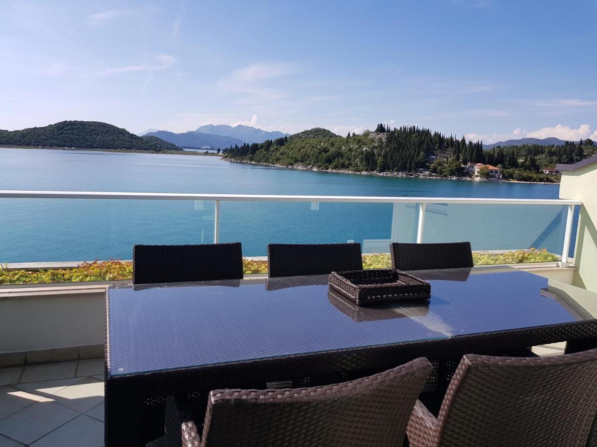 Apartments Kocak Blace Esterno foto